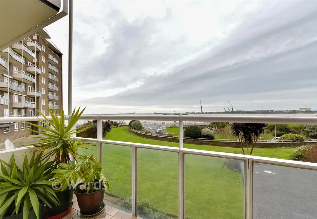 Balcony - The Gateway, Dover, Kent - Wards of Kent