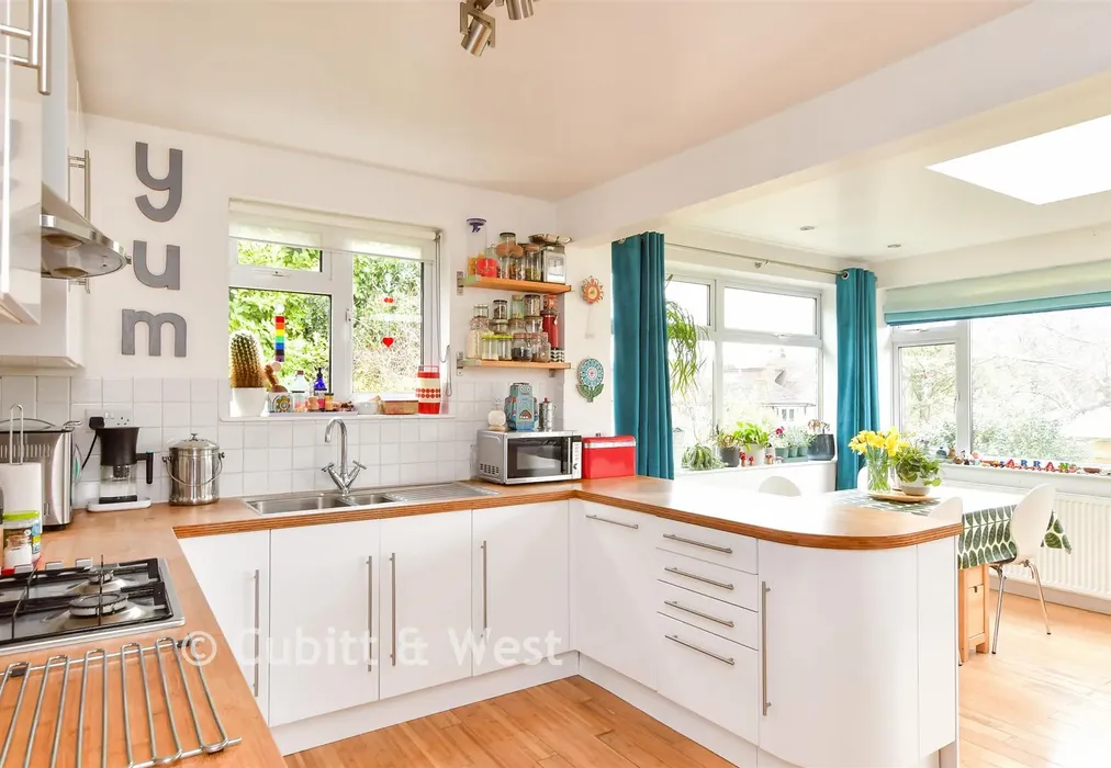 Kitchen - Meadow Close, Rottingdean, Brighton, East Sussex - Wards of Kent