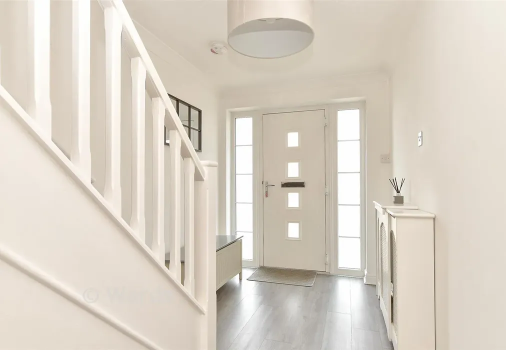 Hallway - Goodwood Crescent, Singlewell, Gravesend, Kent - Wards of Kent