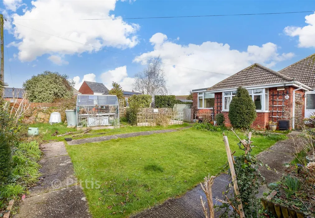 Front Garden* - Staplers Road, Newport, Isle of Wight - Wards of Kent