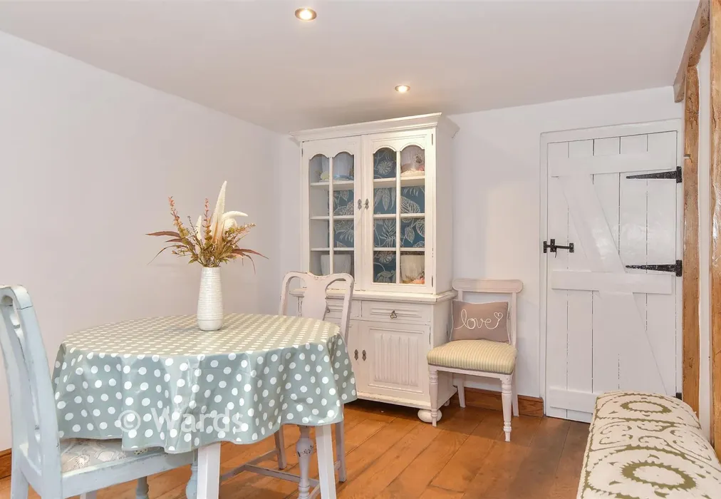 Dining Area - Laddingford, Maidstone, Kent - Wards of Kent