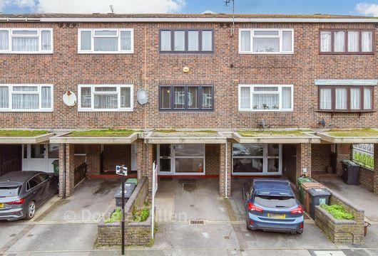 Gramer Close, London - Wards of Kent