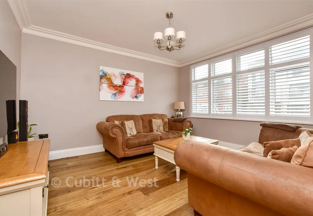 Living Room - Meopham Road, Mitcham, Surrey - Wards of Kent