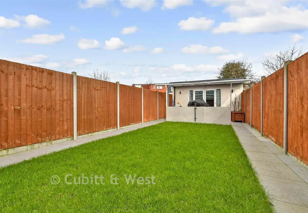 Rear Garden - Meopham Road, Mitcham, Surrey - Wards of Kent