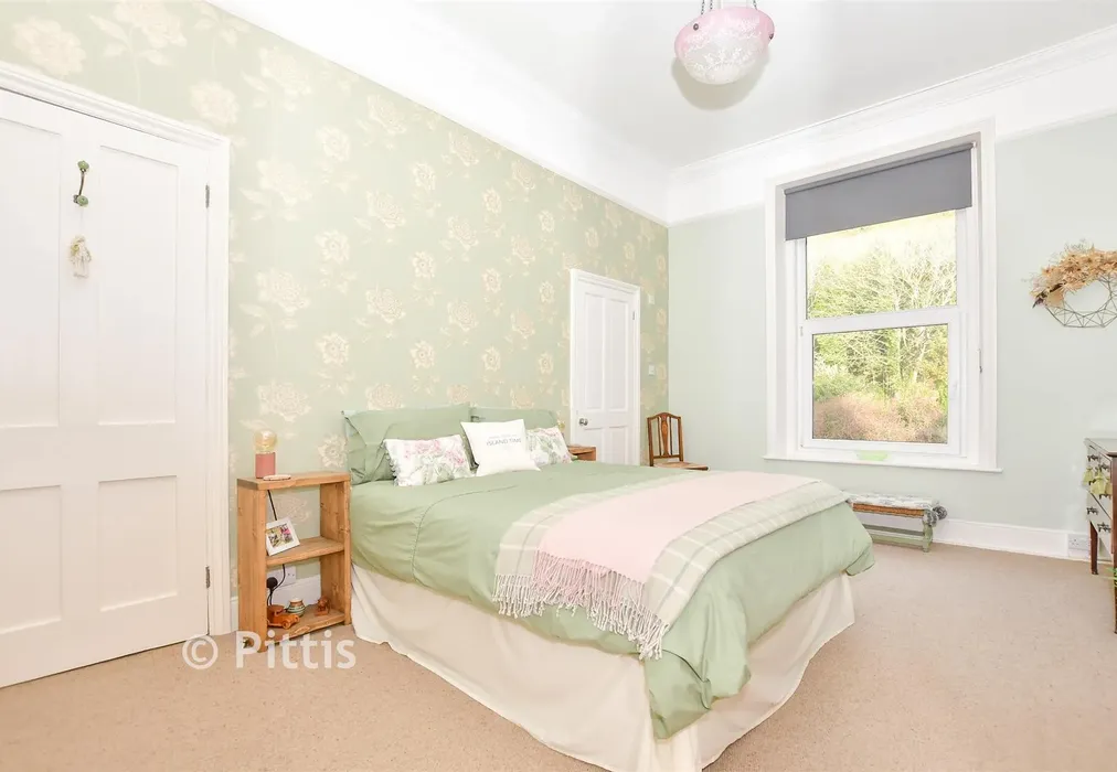 Bedroom 1 - St. Boniface Road, Ventnor, Isle of Wight - Wards of Kent