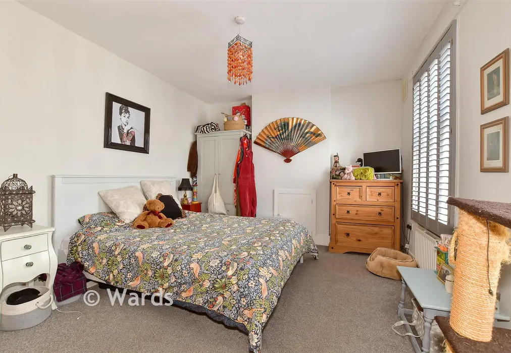 Bedroom 1 - Bank Street, Herne Bay, Kent - Wards of Kent