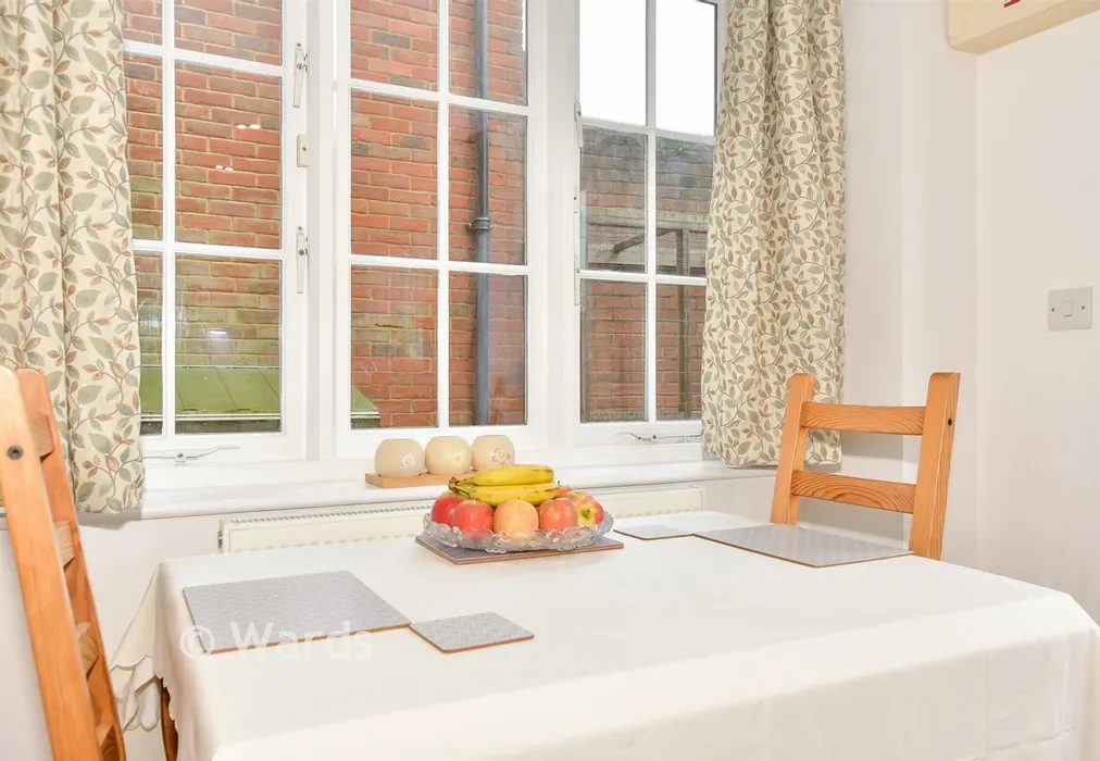 Internal Lifestyle Photograph - Fitzwalters Meadow, Canterbury, Kent - Wards of Kent