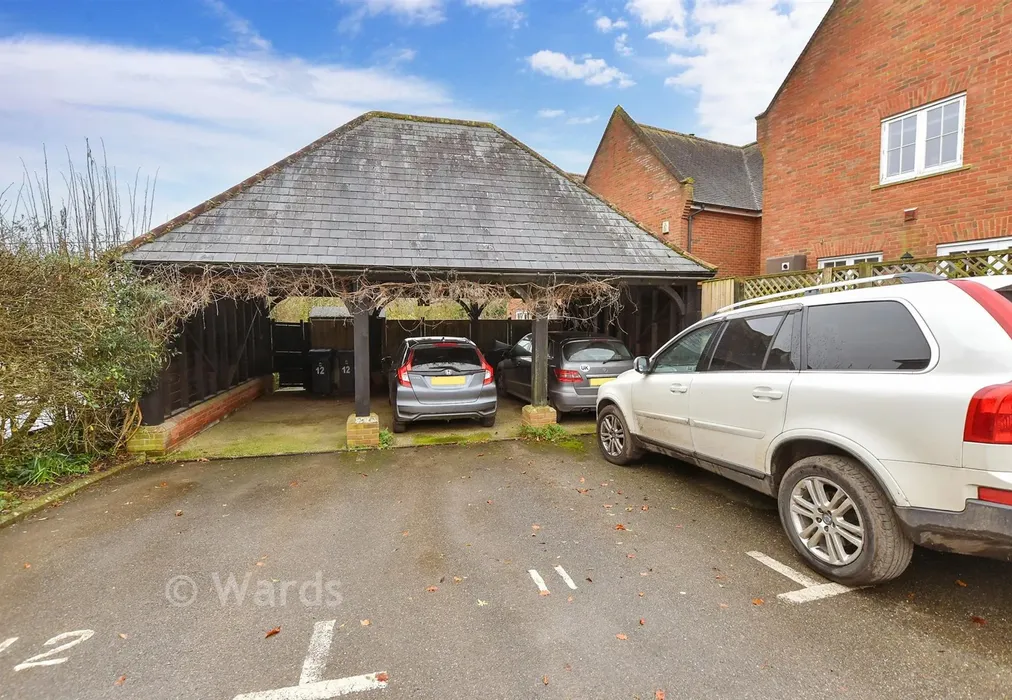 Driveway/Parking - Fitzwalters Meadow, Canterbury, Kent - Wards of Kent