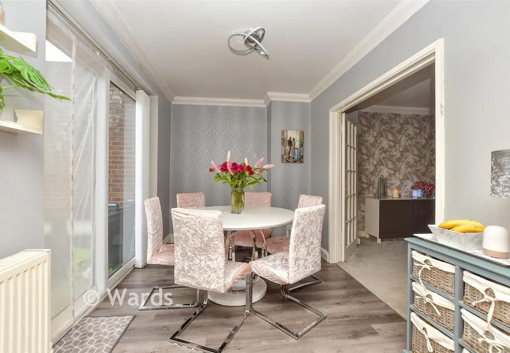 Dining Area - Dunkirk Close, Gravesend, Kent - Wards of Kent