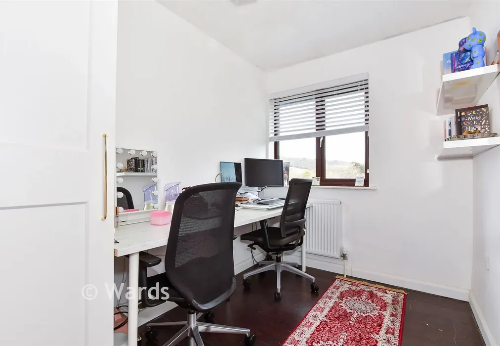 Bedroom 3 - Chillington Close, Upper Halling, Rochester, Kent - Wards of Kent