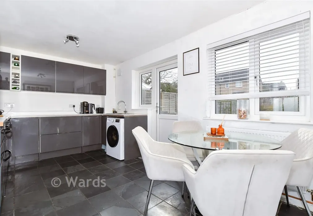 Kitchen/Diner - Chillington Close, Upper Halling, Rochester, Kent - Wards of Kent