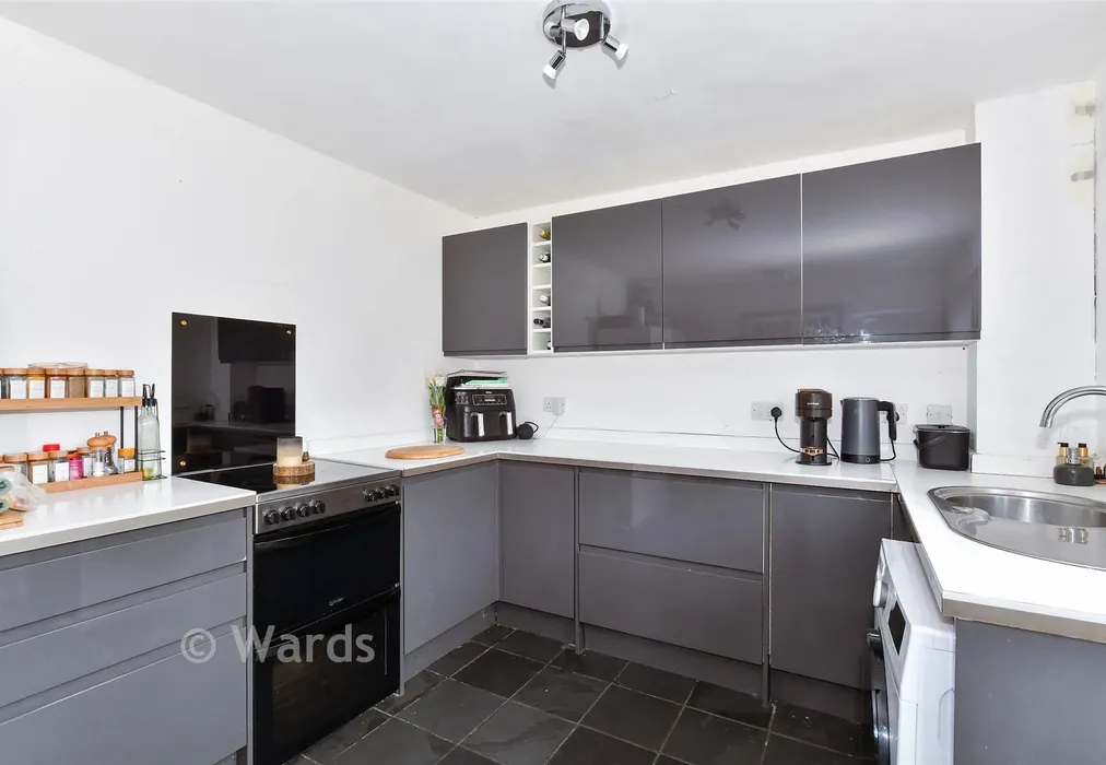 Kitchen/Diner - Chillington Close, Upper Halling, Rochester, Kent - Wards of Kent