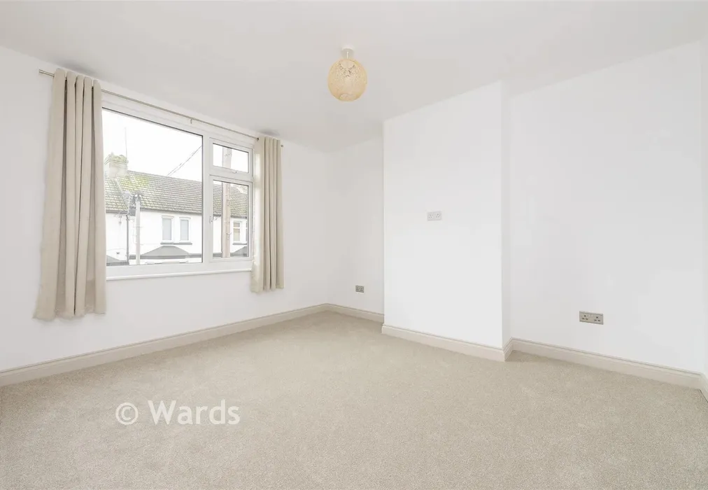 Bedroom 1 - Strover Street, Gillingham, Kent - Wards of Kent
