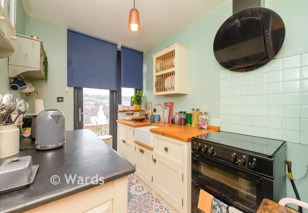 Kitchen - Clarence Road, Chatham, Kent - Wards of Kent