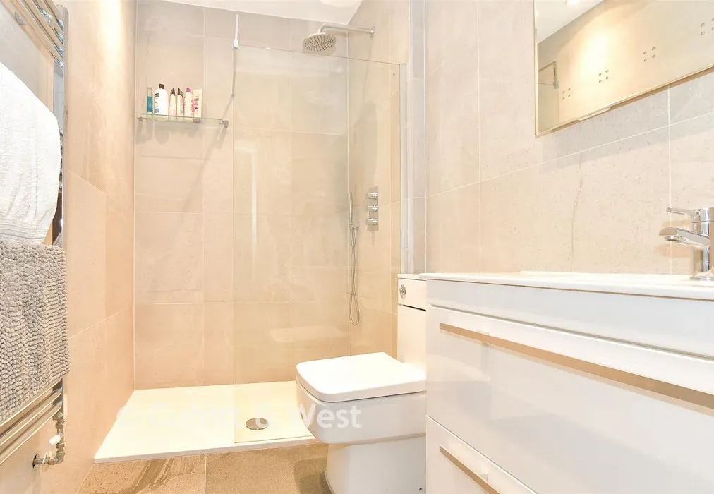 En-Suite Shower Room - Hamsey Road, Sharpthorne, East Grinstead, West Sussex - Wards of Kent