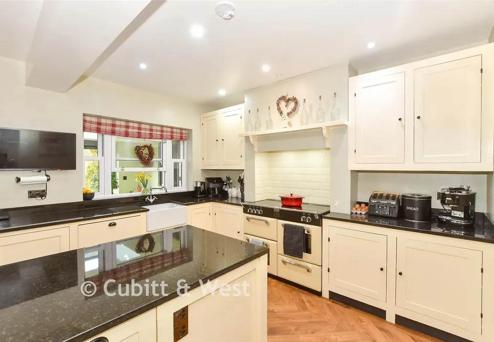 Kitchen/ Dining Room - Hamsey Road, Sharpthorne, East Grinstead, West Sussex - Wards of Kent