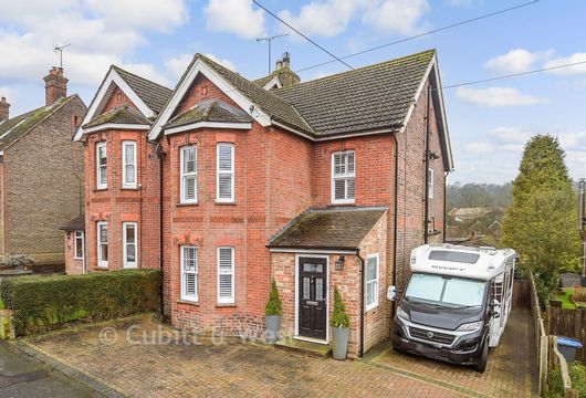 Hamsey Road, Sharpthorne, East Grinstead, West Sussex - Wards of Kent