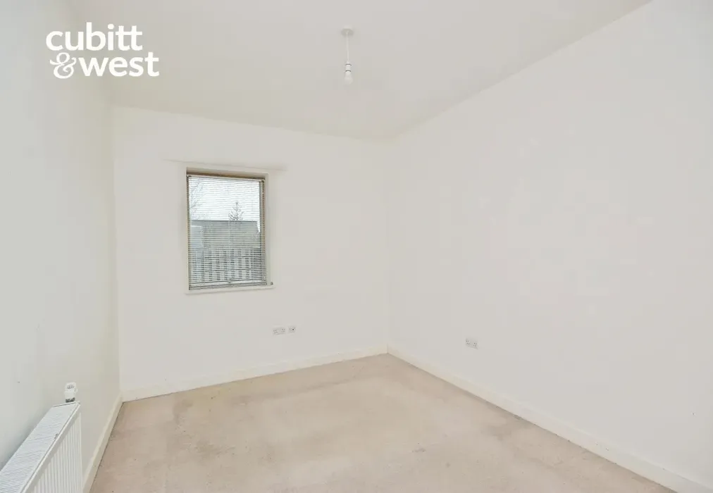 6232a3fe-DSC_5607 - Backstage Walk Wallington SM6 - Wards of Kent