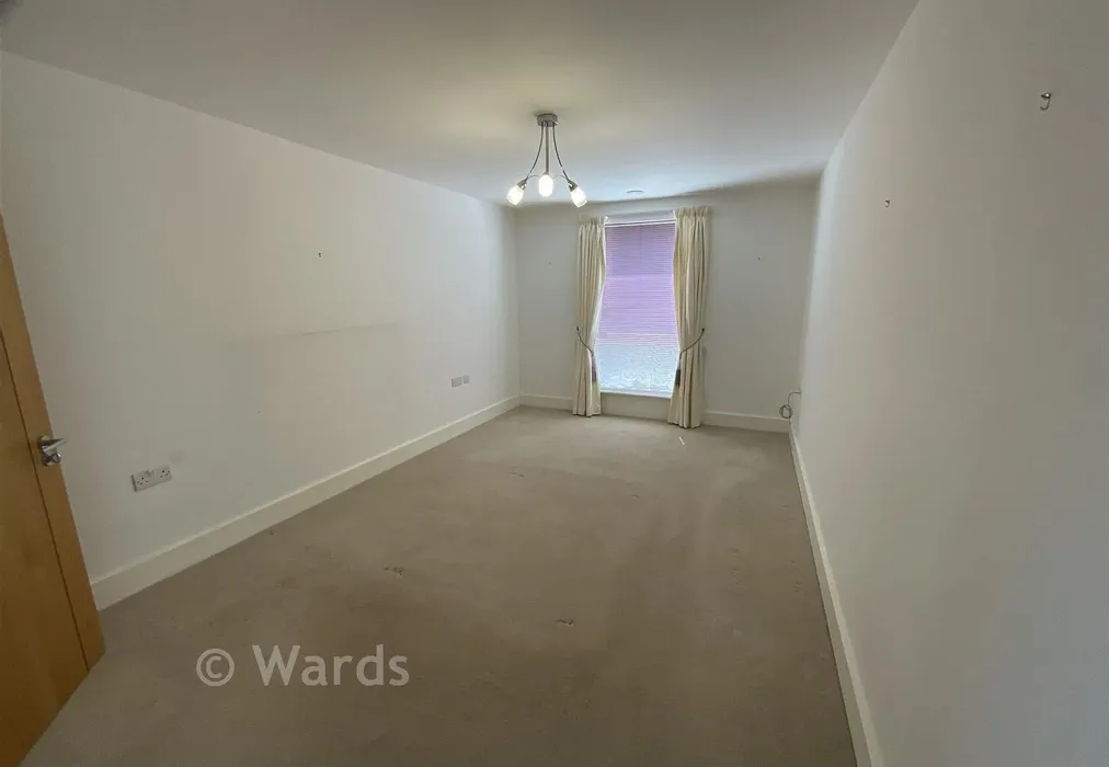 Bedroom 1 - Ingles Road, Folkestone, Kent - Wards of Kent