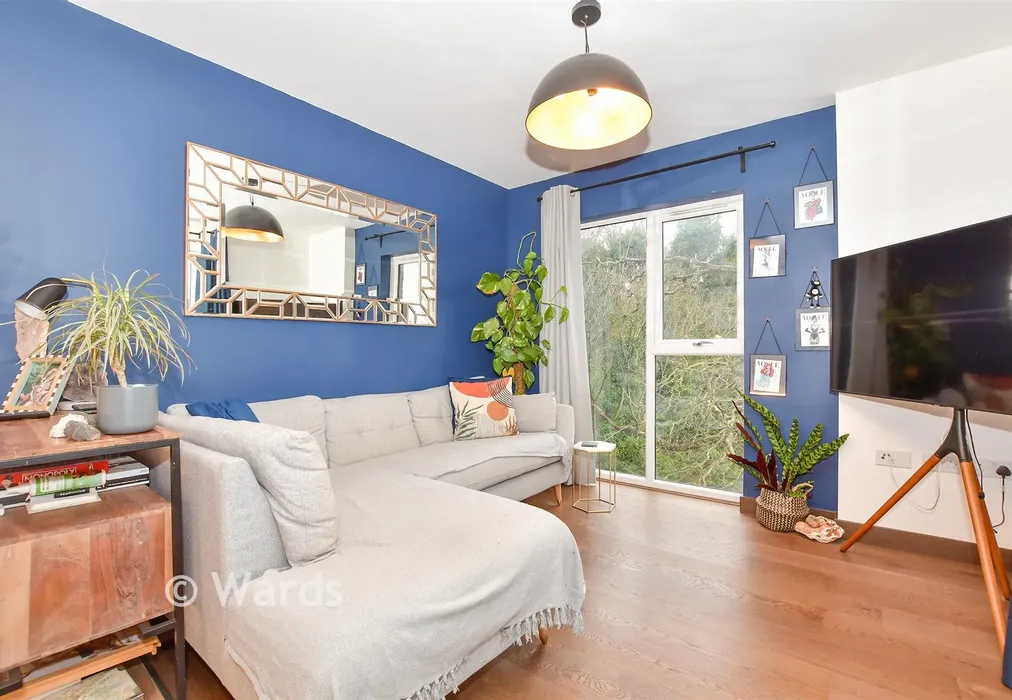 Lounge - Rosalind Drive, Maidstone, Kent - Wards of Kent