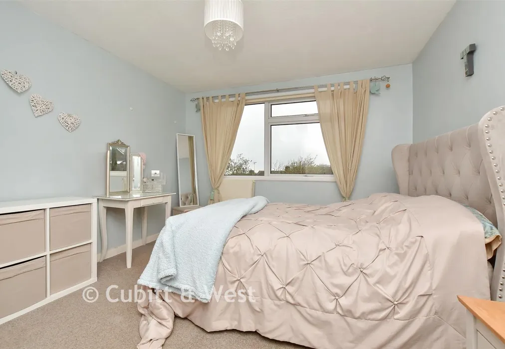 Bedroom 2 - Harkness Close, Epsom, Surrey - Wards of Kent