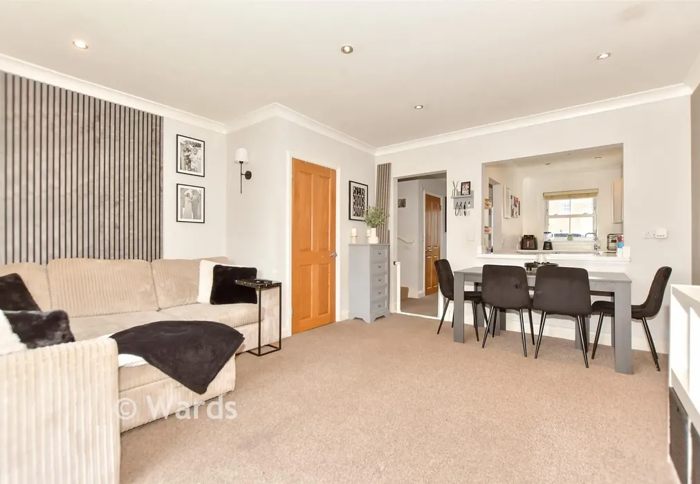 Lounge - Gladstone Road, Walmer, Deal, Kent - Wards of Kent