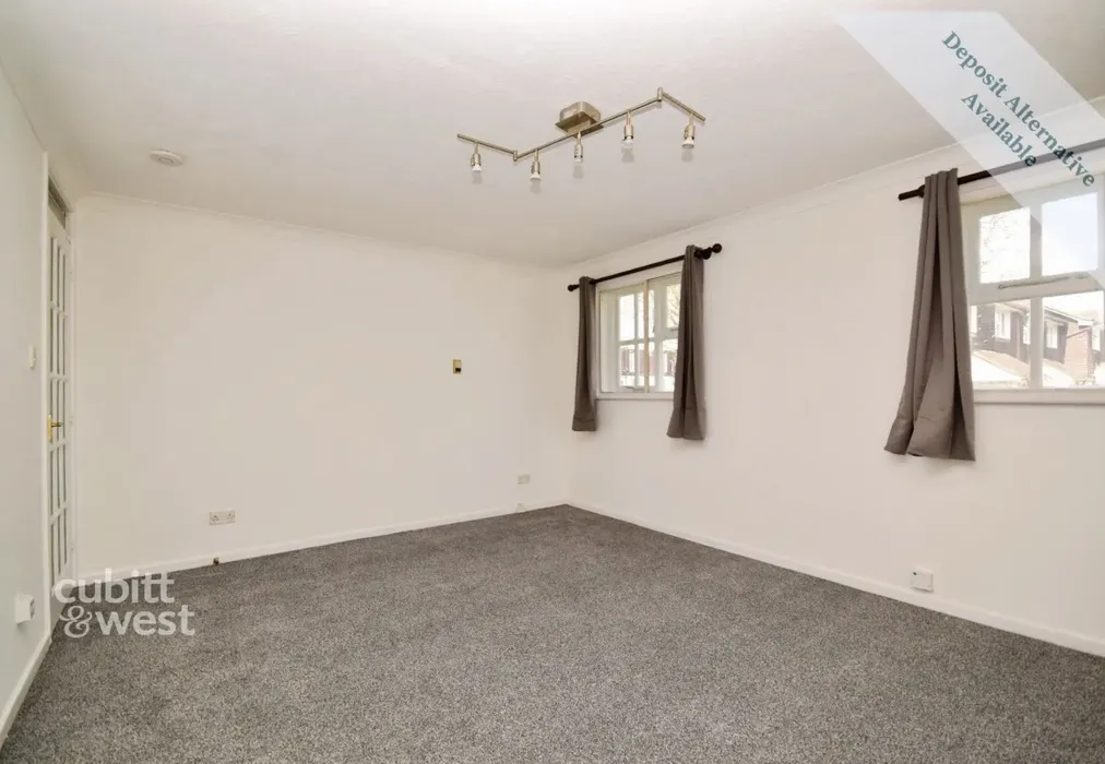 07dd05c7-DSC_0035 - Braemar Avenue, South Croydon CR2 - Wards of Kent