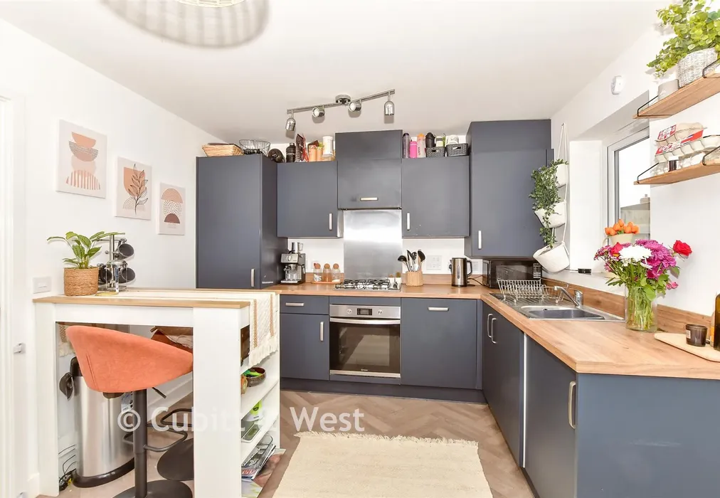 Kitchen/Diner - Small Copse, West Broyle, Chichester, West Sussex - Wards of Kent
