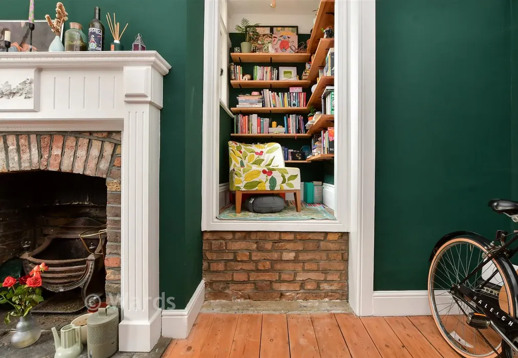 Lounge - Athelstan Road, Cliftonville, Margate, Kent - Wards of Kent