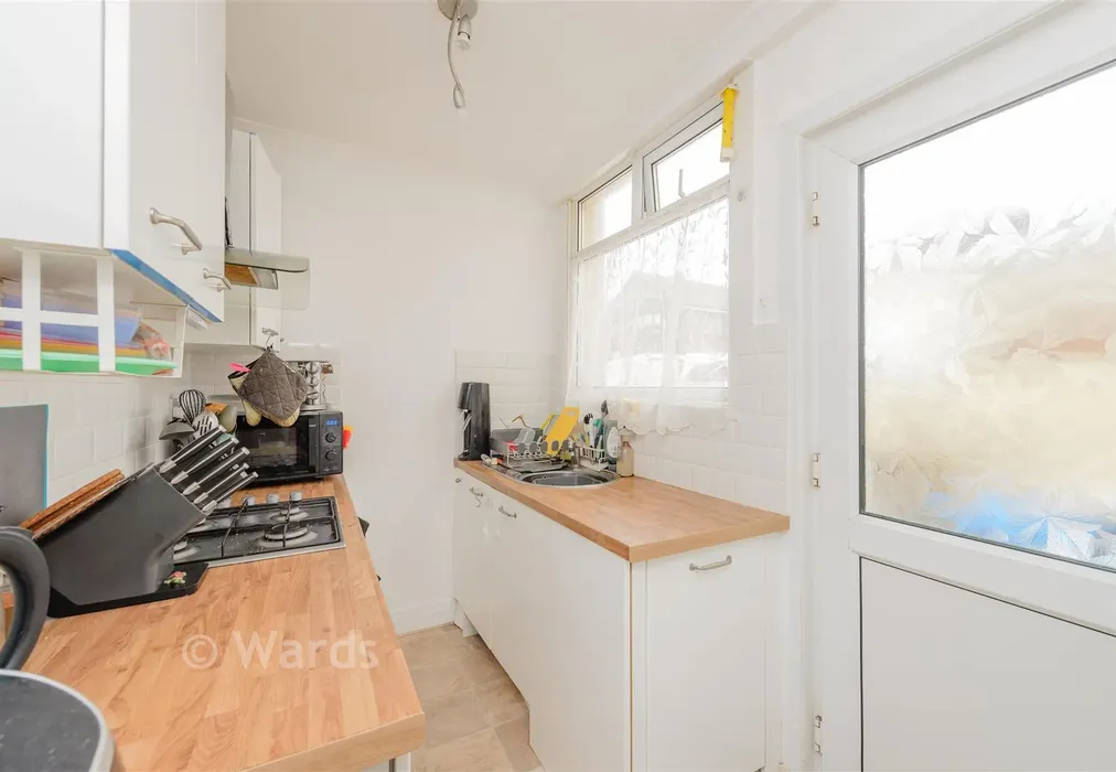 Kitchen - St. Mary's Road, Gillingham, Kent - Wards of Kent