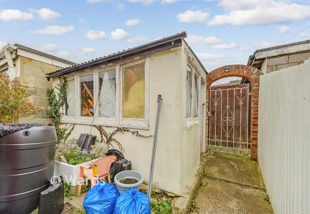 Workshop/Outbuildings - St. Mary's Road, Gillingham, Kent - Wards of Kent
