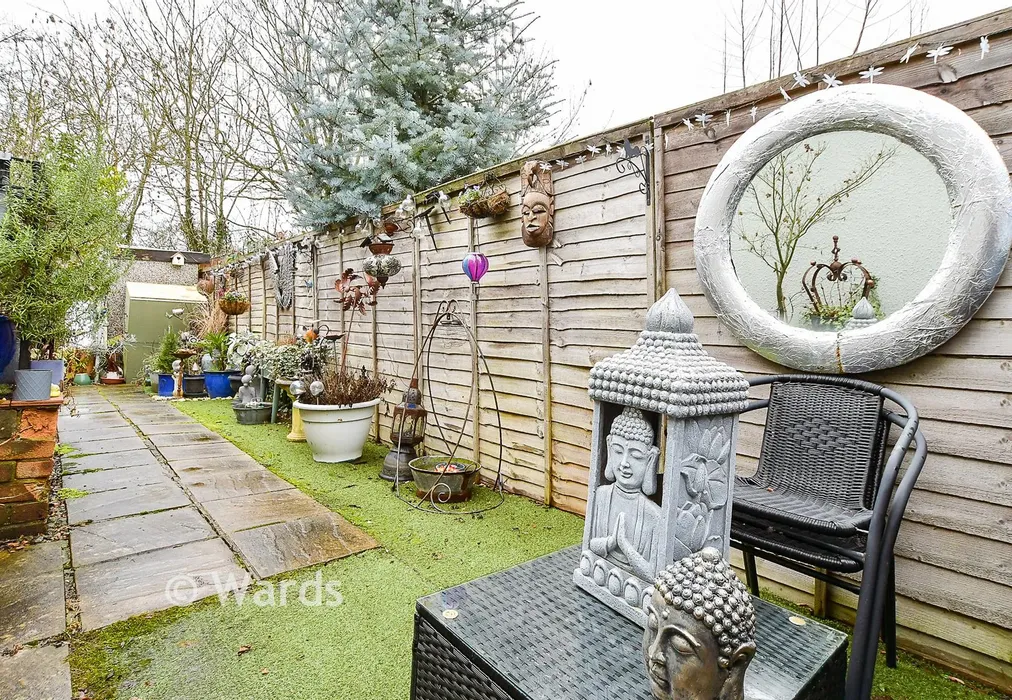 Rear Garden - Shenley Park, Shenley Corner, Ashford, Kent - Wards of Kent