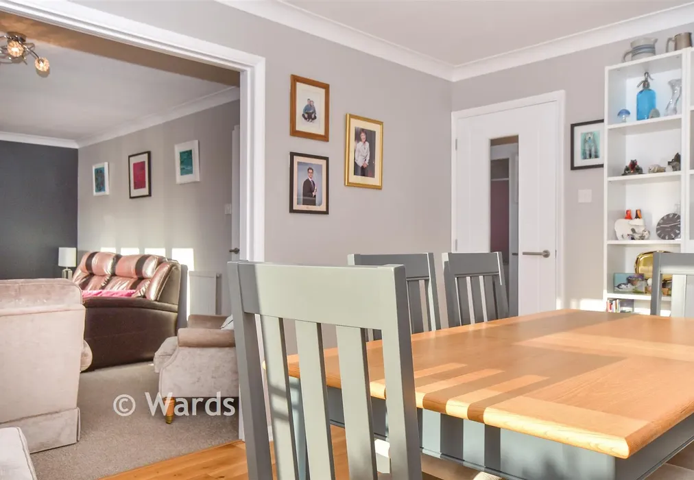 Internal Lifestyle Photograph - Hornbeam Close, Paddock Wood, Tonbridge, Kent - Wards of Kent