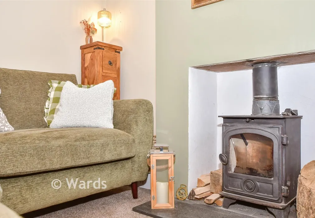 Internal Lifestyle Photograph - Victoria Street, Eccles, Aylesford, Kent - Wards of Kent