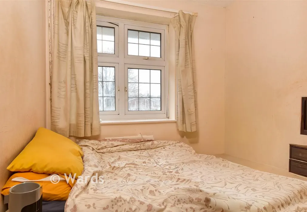 Bedroom 3 - Warlingham Close, Rainham, Gillingham, Kent - Wards of Kent