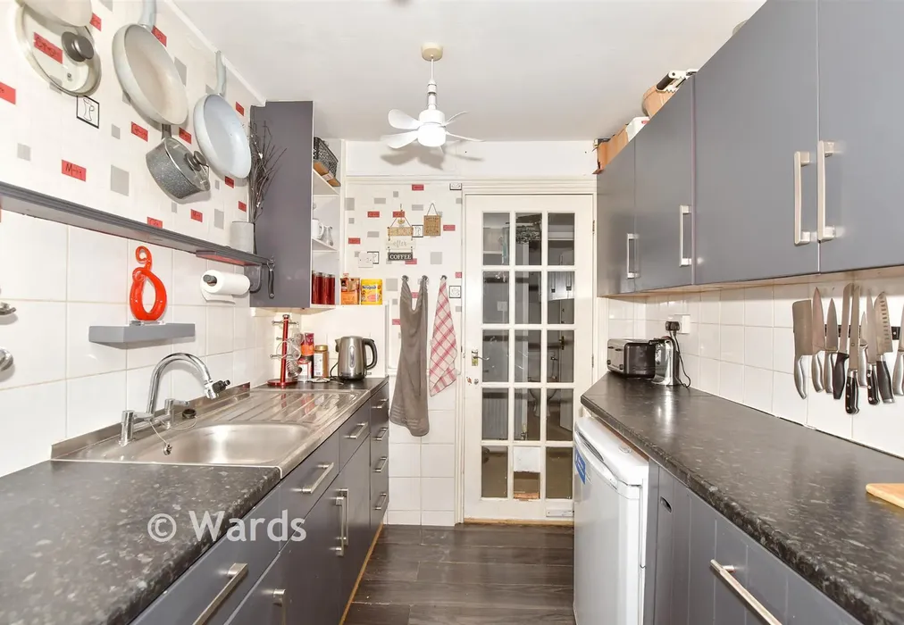 Kitchen - College Road, Deal, Kent - Wards of Kent