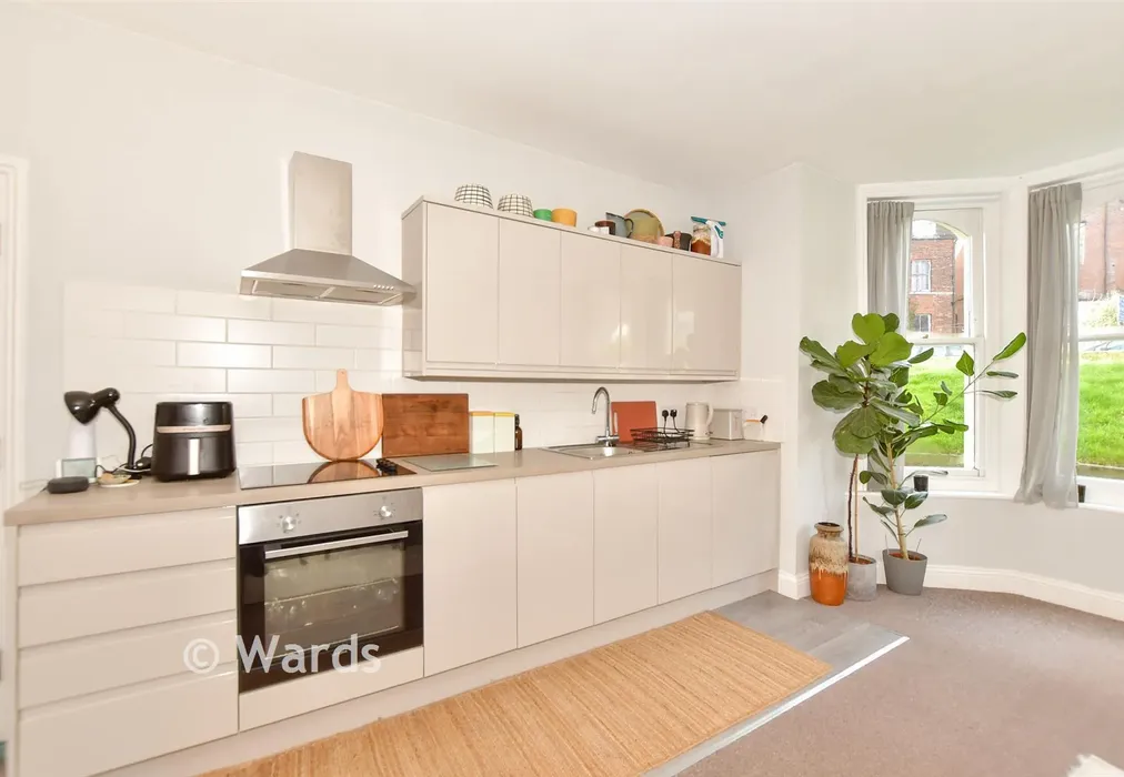 Lounge/ Kitchen - Cheriton Road, Folkestone, Kent - Wards of Kent