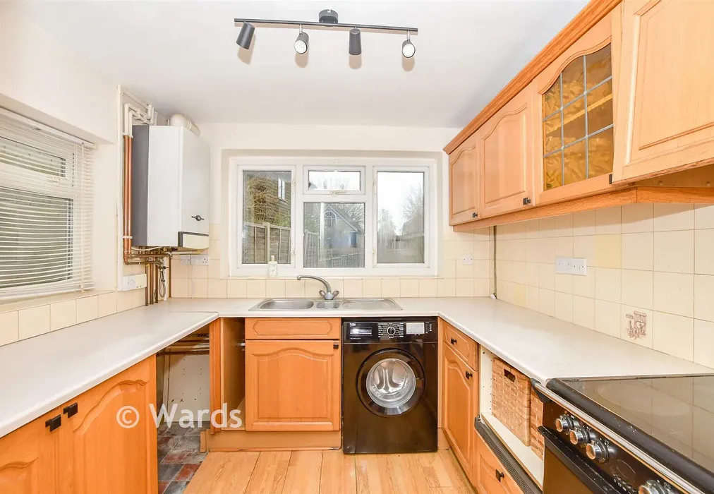 Kitchen - Church Street, Boughton Monchelsea, Kent - Wards of Kent