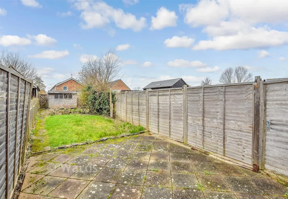 Rear Garden - Church Street, Boughton Monchelsea, Kent - Wards of Kent