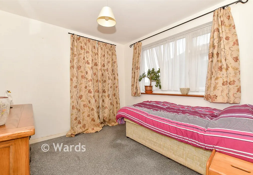 Bedroom 2 - Swan Green, Sellindge, Kent - Wards of Kent