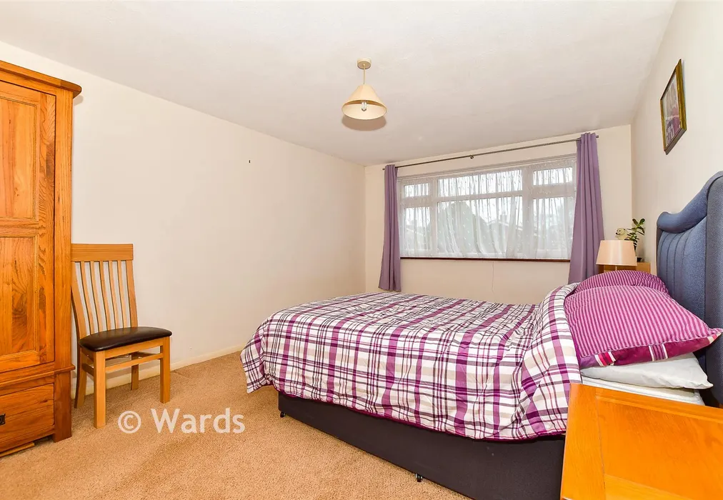 Bedroom 1 - Swan Green, Sellindge, Kent - Wards of Kent