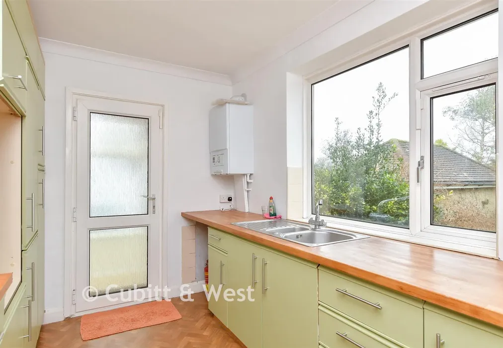 Kitchen - Larkfield Way, Brighton, East Sussex - Wards of Kent
