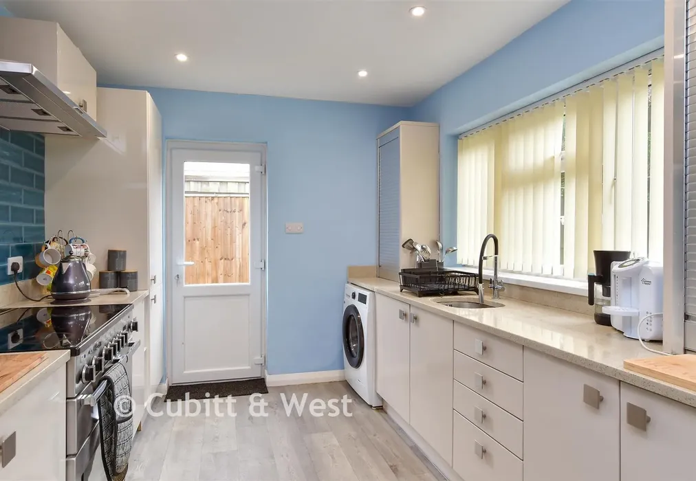 Kitchen/ Diner - First Avenue, Newhaven, East Sussex - Wards of Kent