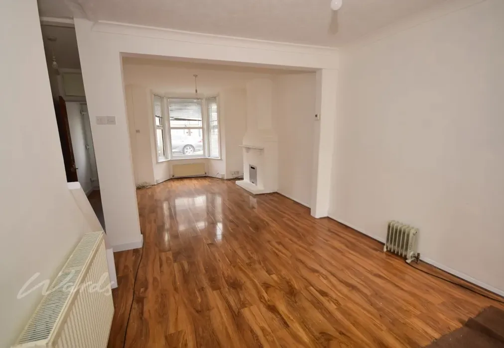 livingstone dinin... - Livingstone Road Gillingham ME7 - Wards of Kent