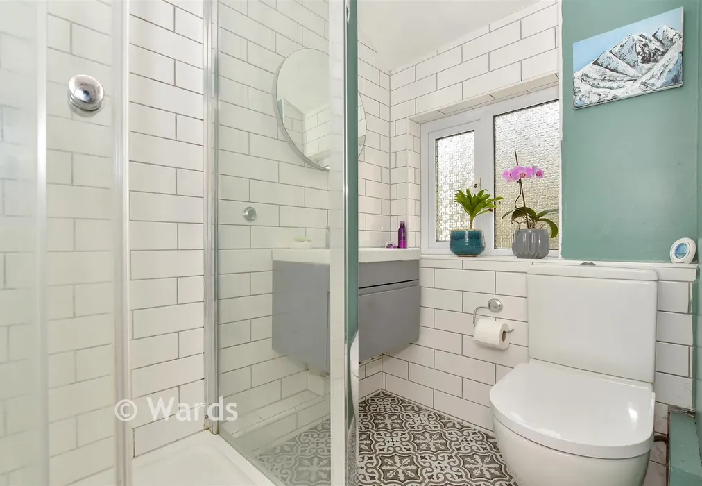 Shower Room - Barnsole Road, Staple, Canterbury, Kent - Wards of Kent