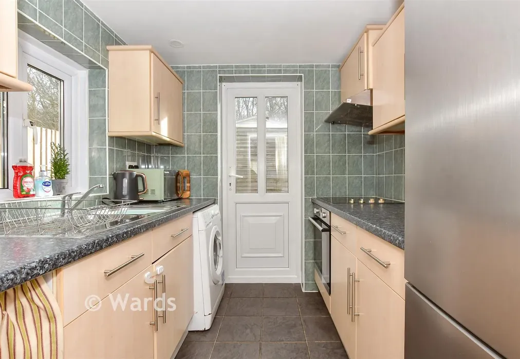 Kitchen - Barnsole Road, Staple, Canterbury, Kent - Wards of Kent