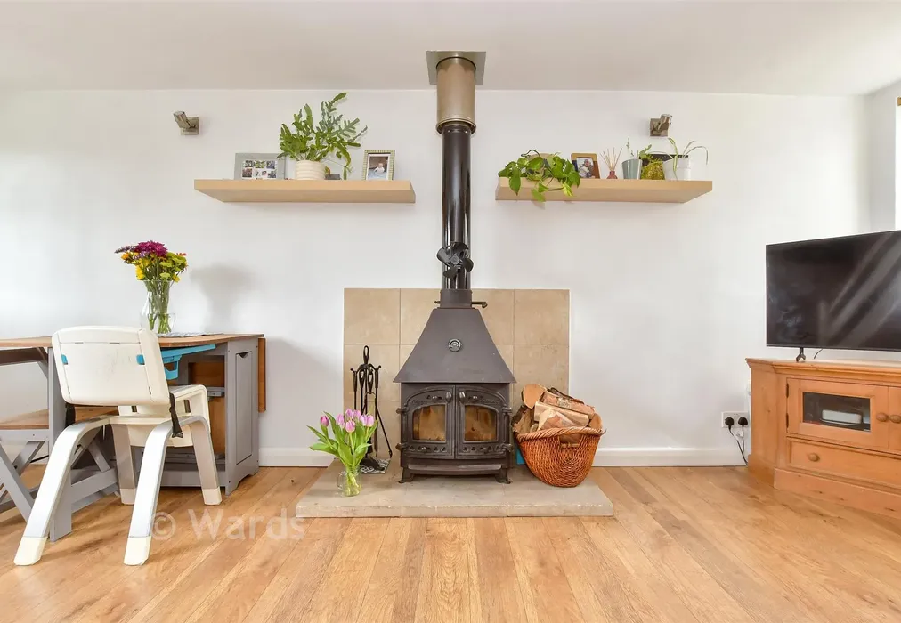 Internal Lifestyle Photograph - Barnsole Road, Staple, Canterbury, Kent - Wards of Kent