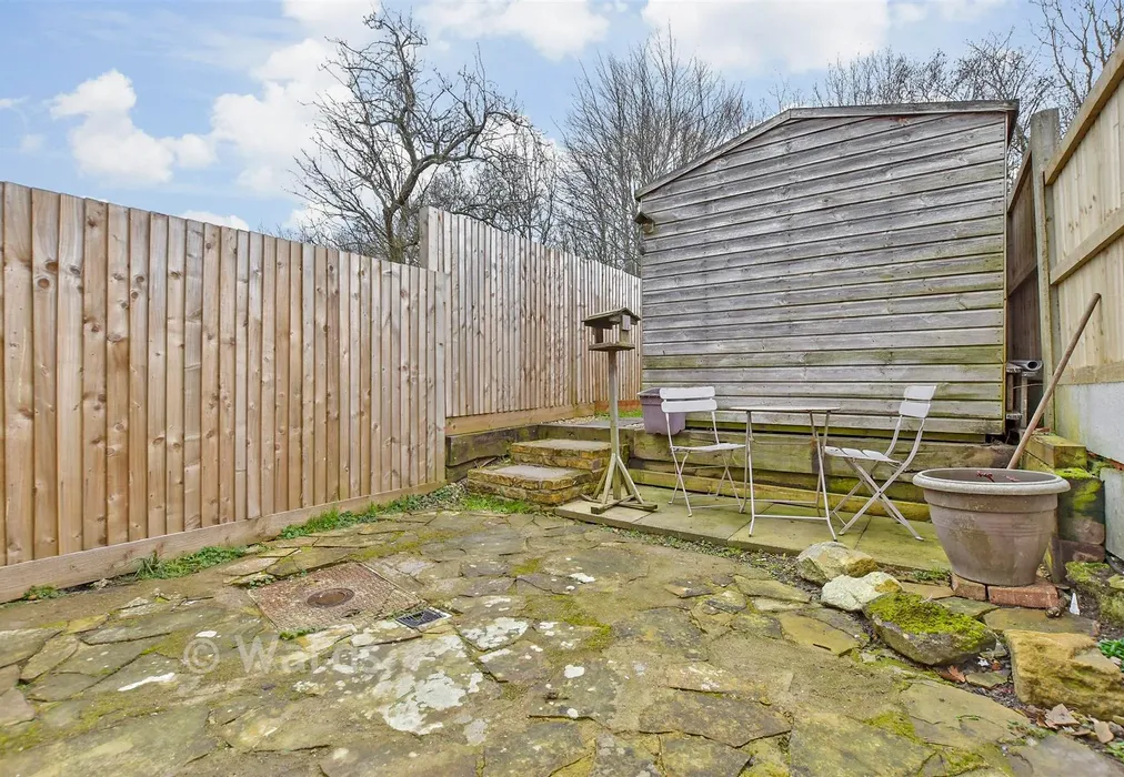 Patio / Decking - Barnsole Road, Staple, Canterbury, Kent - Wards of Kent