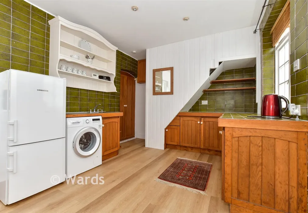Living Area/ Kitchen - New Street, Herne Bay, Kent - Wards of Kent