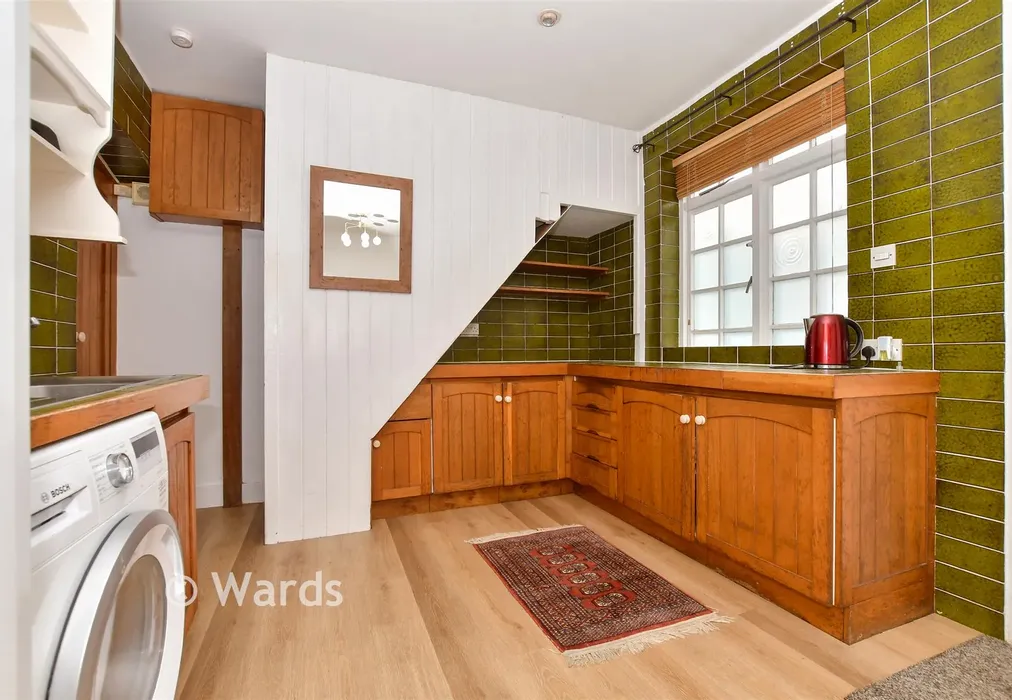 Living Area/ Kitchen - New Street, Herne Bay, Kent - Wards of Kent